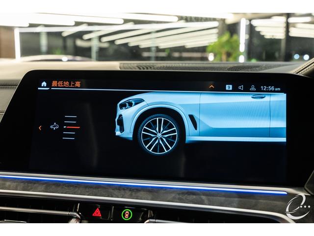 Ｘ５ ｘＤｒｉｖｅ　３５ｄ　Ｍスポーツ　ＯＰ３１２　ＢＭＷ　Ｉｎｄｉｖｉｄｕａｌパッケージ　Ｍｐｅｒｆｏｒｍａｎｃｅカーボンエアロ　プラスパッケージ　コンフォートパッケージ　ハイラインパッケージ　パノラマサンルーフ（31枚目）