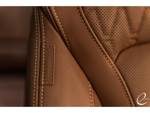 Ｘ５ ｘＤｒｉｖｅ　３５ｄ　Ｍスポーツ　ＯＰ３１２　ＢＭＷ　Ｉｎｄｉｖｉｄｕａｌパッケージ　Ｍｐｅｒｆｏｒｍａｎｃｅカーボンエアロ　プラスパッケージ　コンフォートパッケージ　ハイラインパッケージ　パノラマサンルーフ（33枚目）