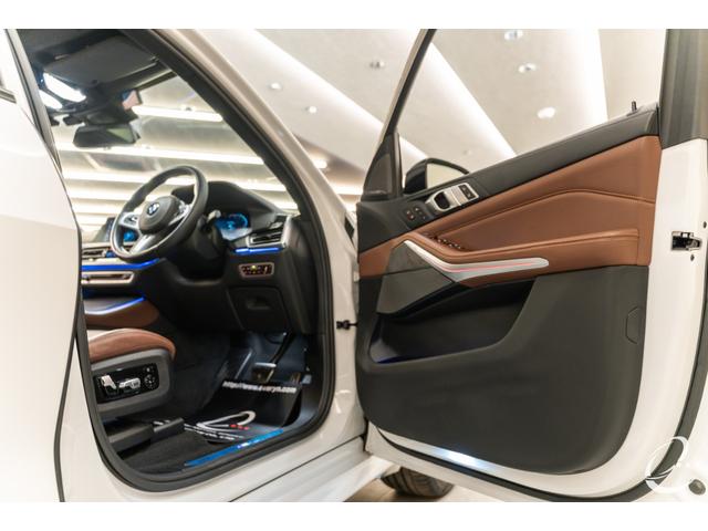 Ｘ５ ｘＤｒｉｖｅ　３５ｄ　Ｍスポーツ　ＯＰ３１２　ＢＭＷ　Ｉｎｄｉｖｉｄｕａｌパッケージ　Ｍｐｅｒｆｏｒｍａｎｃｅカーボンエアロ　プラスパッケージ　コンフォートパッケージ　ハイラインパッケージ　パノラマサンルーフ（50枚目）