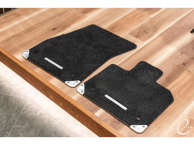 レンジローバーイヴォーク オートバイオグラフィ P300e マットグレーラッピング カルパチアングレー 固定式パノラミックルーフ マトリックスLEDヘッドライト MERIDIANサラウンド ブラックパック インテリアビューミラー シートベンチレーション(56枚目)