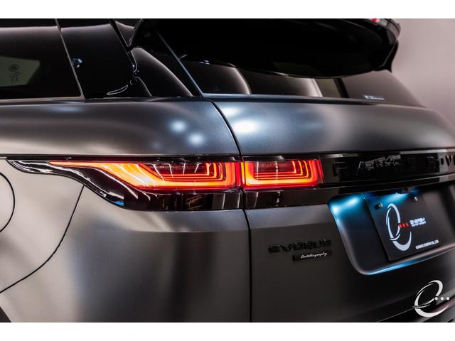 レンジローバーイヴォーク オートバイオグラフィ P300e マットグレーラッピング カルパチアングレー 固定式パノラミックルーフ マトリックスLEDヘッドライト MERIDIANサラウンド ブラックパック インテリアビューミラー シートベンチレーション(69枚目)