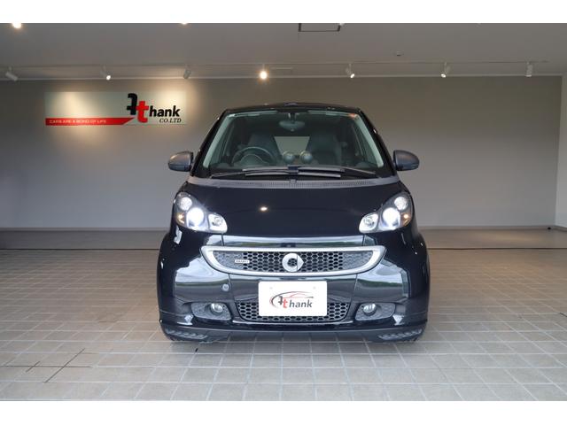 スマートフォーツーカブリオ ＢＲＡＢＵＳ　エクスクルーシブ　オープンカー、ブラバス、ブラバスエアロ、センター出しマフラー、スポーツシート、ターボ（7枚目）