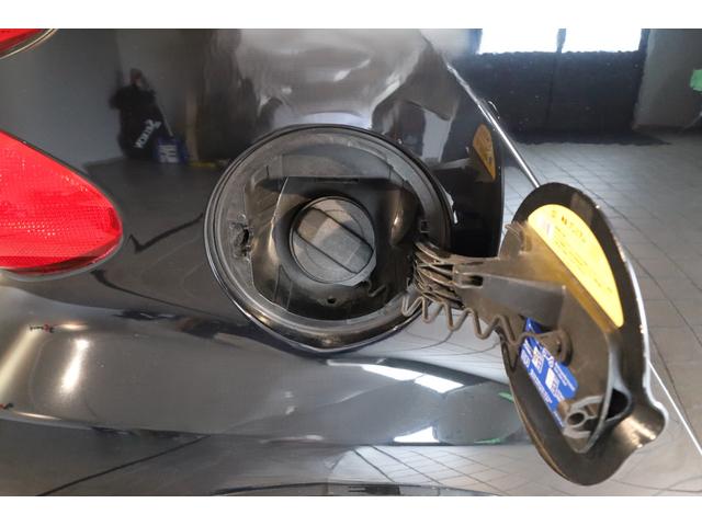 スマートフォーツーカブリオ ＢＲＡＢＵＳ　エクスクルーシブ　オープンカー、ブラバス、ブラバスエアロ、センター出しマフラー、スポーツシート、ターボ（29枚目）