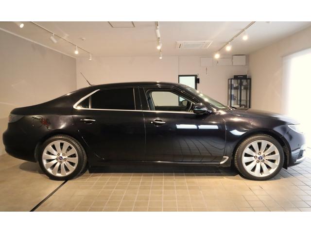 9-5シリーズ 9-5 セダン エアロXWD ブラックインテリア、レザーシート、シートヒーター、19インチアルミホイール、ターボ、サンルーフ、ドライブレコーダー、電動パワーシート、(13枚目)