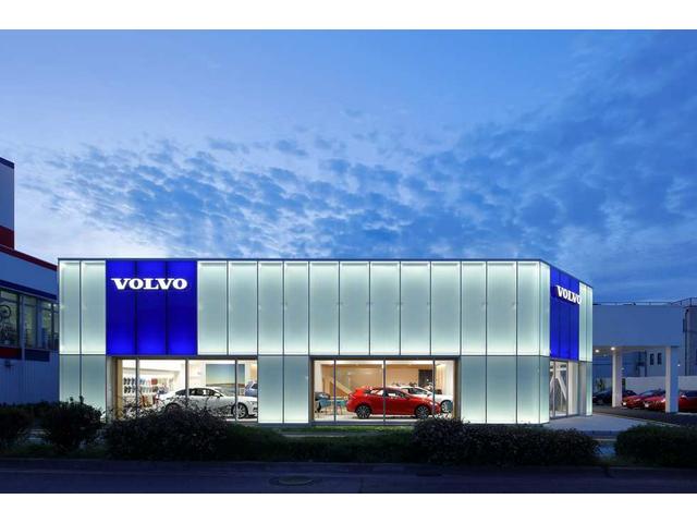 ���_���ŃN�[���ȃK���X�t�@�T�[�h�̊O�ρB