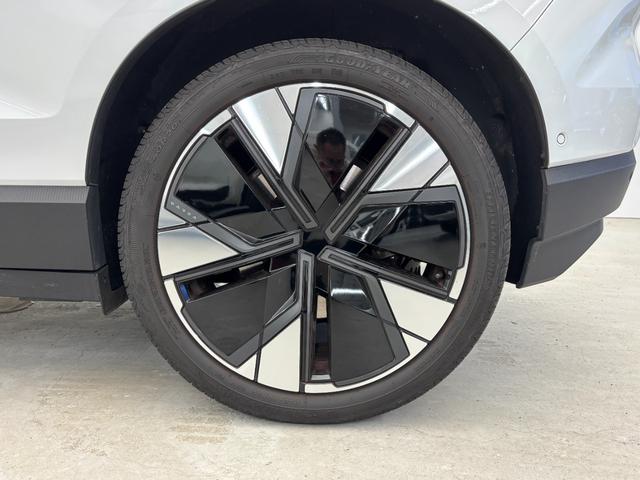 ＥＸ３０ ウルトラシングルモーター　エクステンデッドレンジ　ＦＵＬＬ　ＥＶ車　ＬＥＤヘッドライト　パノラマガラスルーフ　シートヒーター　Ｇｏｏｇｌｅシステム　３６０度カメラ（13枚目）