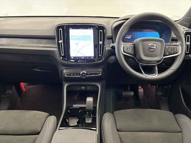 ＸＣ４０リチャージ リチャージ　アルティメットシングルモーター　ＢＥＶ　パノラマガラスサンルーフ　パワーシート　シートヒーター　Ｇｏｏｇｌｅシステム　３６０度カメラ　パワーテールゲート　被害軽減ブレーキ　追従式オートクルーズ（39枚目）