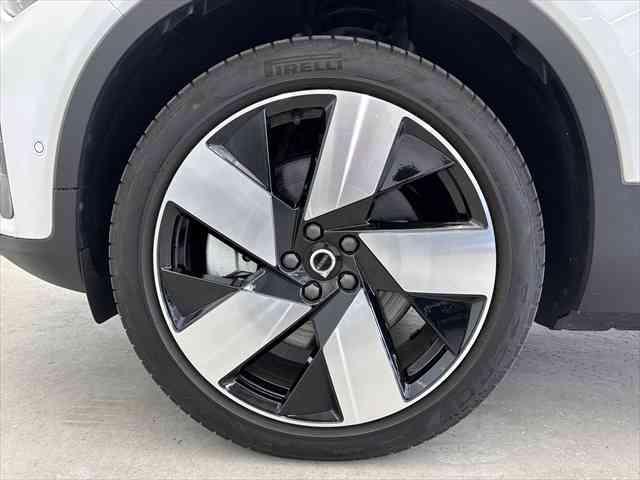 ＸＣ４０リチャージ リチャージ　アルティメットシングルモーター　ＢＥＶ　パノラマガラスサンルーフ　パワーシート　シートヒーター　Ｇｏｏｇｌｅシステム　３６０度カメラ　パワーテールゲート　被害軽減ブレーキ　追従式オートクルーズ（41枚目）