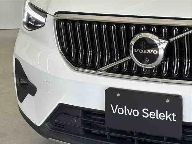 ＸＣ４０ アルティメット　Ｂ４　ＡＷＤ　パノラマガラスサンルーフ　ピクセルＬＥＤヘッドライト　本革シート　パワーシート　シートヒーター　Ｇｏｏｇｌｅシステム　３６０度カメラ　パワーテールゲート　被害軽減ブレーキ（12枚目）