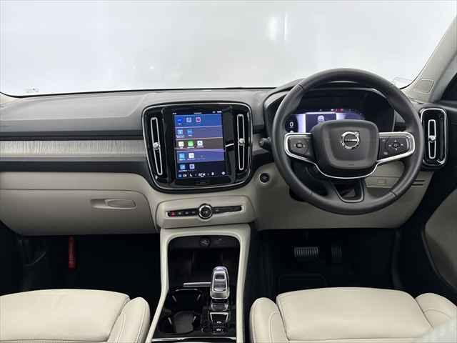 ＸＣ４０ アルティメット　Ｂ４　ＡＷＤ　パノラマガラスサンルーフ　ピクセルＬＥＤヘッドライト　本革シート　パワーシート　シートヒーター　Ｇｏｏｇｌｅシステム　３６０度カメラ　パワーテールゲート　被害軽減ブレーキ（15枚目）