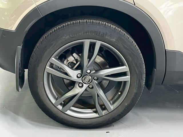 XC40 アルティメット B4 AWD パノラマガラスサンルーフ ピクセルLEDヘッドライト 本革シートFRシートヒーター パワーシート ハーマンカードン パワーテールゲート Googleシステム 360度カメラ(38枚目)