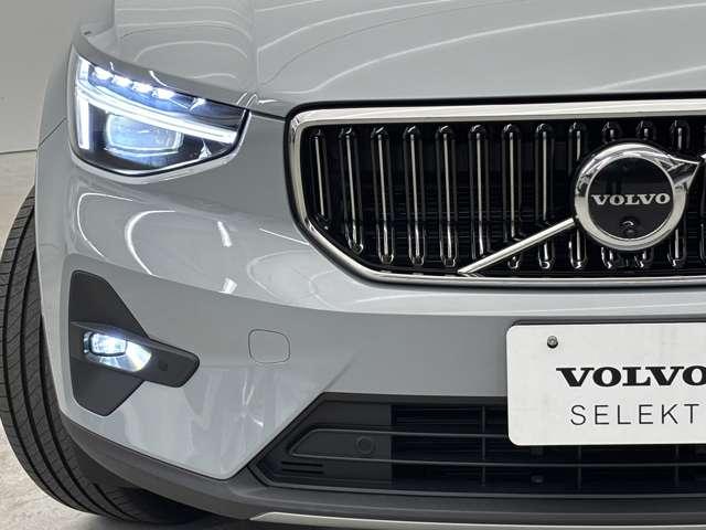 XC40 ウルトラ B3 パノラマガラスサンルーフ 本革シート Googleシステム 360度カメラ パワーシート シートヒーター パワーテールゲート 被害軽減ブレーキ 追従式クルーズコントロール(9枚目)