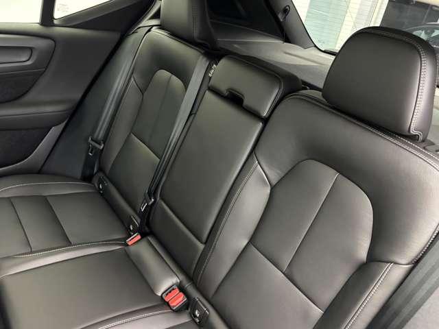 XC40 ウルトラ B3 パノラマガラスサンルーフ 本革シート Googleシステム 360度カメラ パワーシート シートヒーター パワーテールゲート 被害軽減ブレーキ 追従式クルーズコントロール(37枚目)