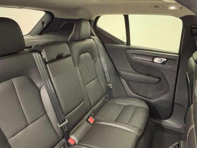 XC40 ウルトラ B3 パノラマガラスサンルーフ 本革シート Googleシステム 360度カメラ パワーシート シートヒーター パワーテールゲート 被害軽減ブレーキ 追従式クルーズコントロール(38枚目)