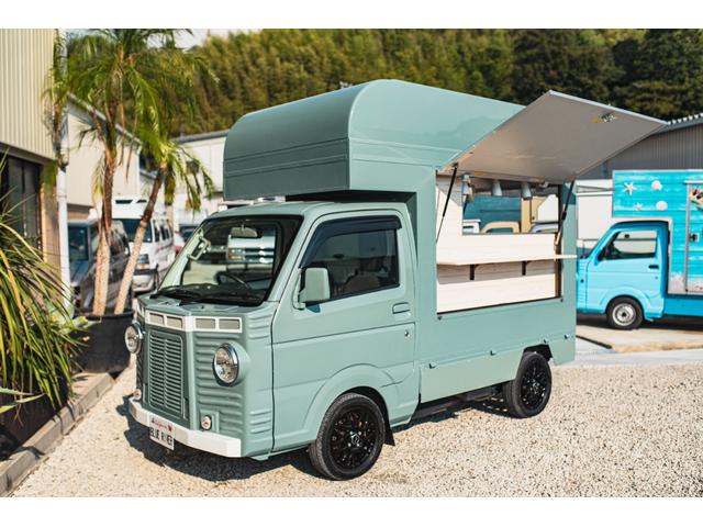 キャリイトラック 　２ＷＤ　キッチンカー　ケータリングカー　フードトラック　移動販売車　コールドテーブル　ＪＣＭ冷蔵庫　２層シンク　給排水各１００Ｌ　換気扇　外部電源口　サイド跳ね上げ　窓付　４ナンバー登録（31枚目）