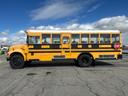アメリカその他 　インターナショナル　ＢＬＵＥ　ＢＩＲＤ　ＢＯＤＹ　ＣＯＭＰＡＮＹ　ＳＣＨＯＯＬ　ＢＵＳ　スクールバス　キッチンカー　移動販売車　事務所　店舗にも　ナンバー取得可能　９ｍサイズ（4枚目）