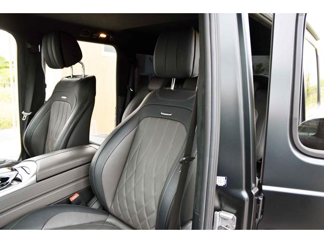 Gクラス G63 ワンオーナー  マグノナイトブラック Gマヌファクトゥーアプログラムプラス GマヌファクトゥーアインテリアP ボディ同色スペアタイヤリング マットブラック21AMG5スポークAW 電動サイドステップ(13枚目)