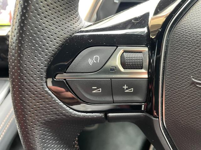 ５０８ ＧＴ　ブルーＨＤｉ　１オーナー　下取車　ファーストエディション限定赤革シート　サンルーフ　ナビＴＶ　１９インチアルミホイール　ドラレコ　ナイトビジョン（15枚目）