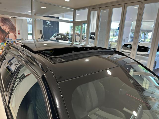 ｅ－２００８ ＧＴ　認定中古車　シートヒーター　サンルーフ　電気自動車　カープレイ・アンドロイドオート対応（10枚目）