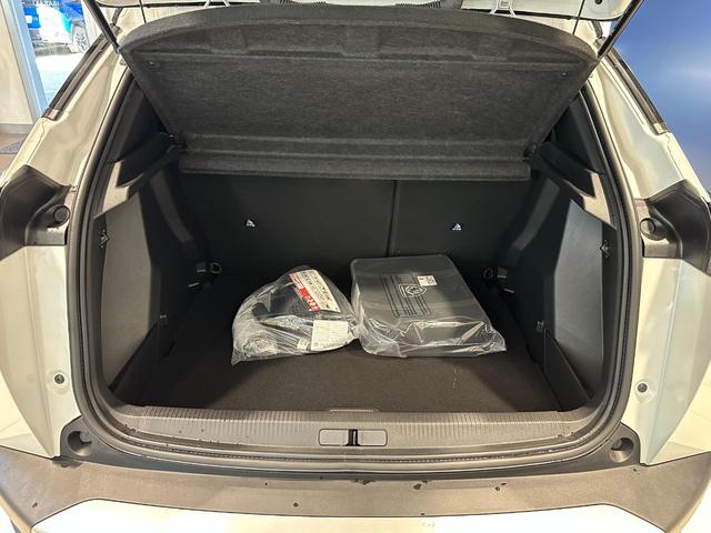 ｅ－２００８ ＧＴ　認定中古車　シートヒーター　サンルーフ　電気自動車　カープレイ・アンドロイドオート対応（16枚目）