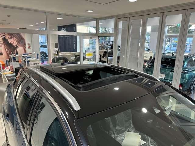 ３００８ ＧＴハイブリッド４　４ＷＤ　ＰＨＥＶ車　サンルーフ　シートヒーター（13枚目）