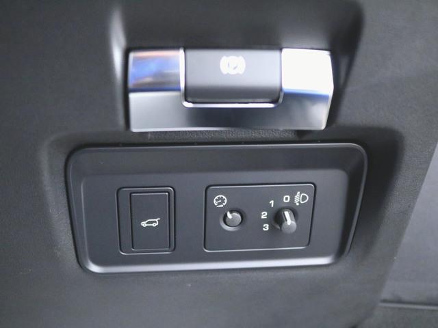S 1ヶ月保証 新車保証 本革 パワーシート トランクスルー フロアマット HDDナビ マルチ 音楽プレーヤー接続 Bluetooth接続 ETC LED 電動リアゲート 全周囲カメラ(23枚目)