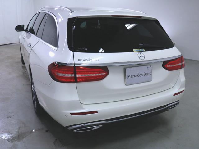 E220 d ステーションワゴン アバンギャルド エクスクルーシブパッケージ シートヒーター パワーシート トランクスルー フロアマット コネクテッド機能 ナビ 音楽プレーヤー接続 Bluetooth接続 TV ETC LEDヘッドライト(2枚目)
