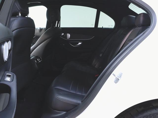 Ｃクラス Ｃ２００　アバンギャルド　ＡＭＧライン　レザーエクスクルーシブパッケージ　レーダーセーフティーパッケージ　シートヒーター　パワーシート　トランクスルー　フロアマット　コネクテッド機能　ナビ　音楽プレーヤー接続　Ｂｌｕｅｔｏｏｔｈ接続　ＴＶ（34枚目）