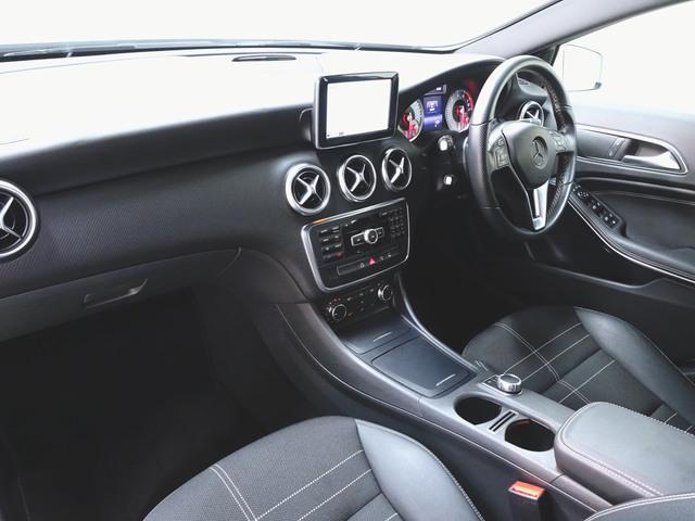 Ａクラス Ａ１８０　レーダーセーフティパッケージ　ベーシックパッケージ　トランクスルー　フロアマット　ナビ　ＣＤ　ミュージックサーバー　音楽プレーヤー接続　Ｂｌｕｅｔｏｏｔｈ接続　ＴＶ　ＤＶＤ再生　ＥＴＣ　バックモニター（11枚目）