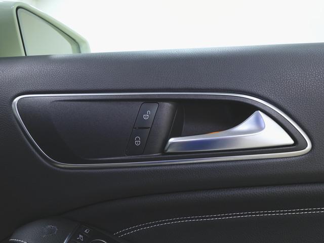 Ａクラス Ａ１８０　レーダーセーフティパッケージ　ベーシックパッケージ　トランクスルー　フロアマット　ナビ　ＣＤ　ミュージックサーバー　音楽プレーヤー接続　Ｂｌｕｅｔｏｏｔｈ接続　ＴＶ　ＤＶＤ再生　ＥＴＣ　バックモニター（22枚目）