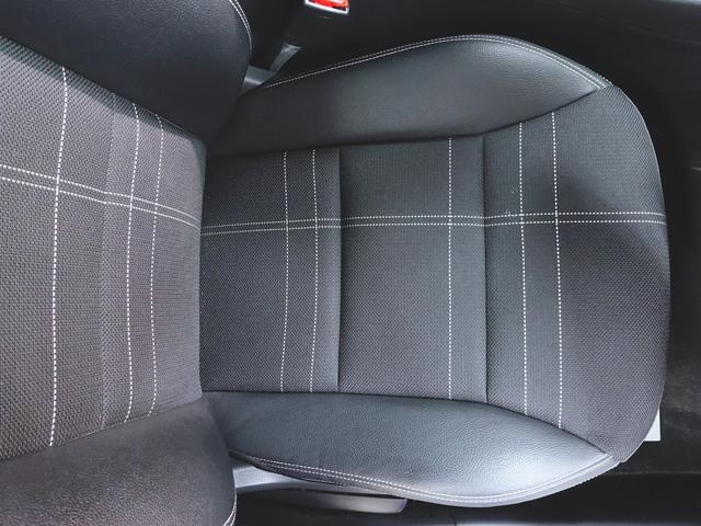 Ａクラス Ａ１８０　レーダーセーフティパッケージ　ベーシックパッケージ　トランクスルー　フロアマット　ナビ　ＣＤ　ミュージックサーバー　音楽プレーヤー接続　Ｂｌｕｅｔｏｏｔｈ接続　ＴＶ　ＤＶＤ再生　ＥＴＣ　バックモニター（25枚目）