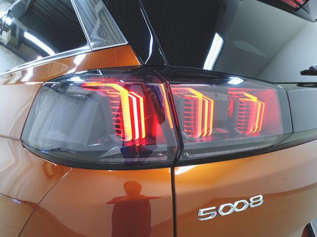 ５００８ ＧＴ　ブルーＨＤｉ　シートヒーター　パワーシート　３列シート　トランクスルー　フロアマット　音楽プレーヤー接続　Ｂｌｕｅｔｏｏｔｈ接続　ＥＴＣ　サンルーフ・ガラスルーフ　ＬＥＤヘッドライト　電動リアゲート　バックモニター（5枚目）