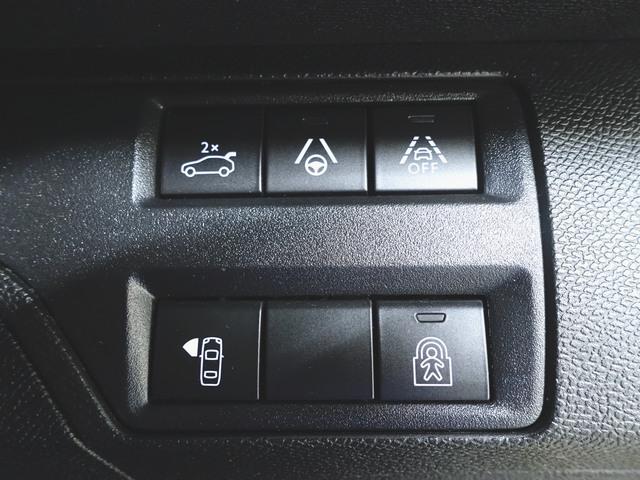 ５００８ ＧＴ　ブルーＨＤｉ　シートヒーター　パワーシート　３列シート　トランクスルー　フロアマット　音楽プレーヤー接続　Ｂｌｕｅｔｏｏｔｈ接続　ＥＴＣ　サンルーフ・ガラスルーフ　ＬＥＤヘッドライト　電動リアゲート　バックモニター（20枚目）