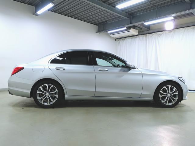 Ｃクラス Ｃ２００　アバンギャルド　レザーエクスクルーシブパッケージ　シートヒーター　パワーシート　トランクスルー　フロアマット　ナビ　ＣＤ　ミュージックサーバー　音楽プレーヤー接続　Ｂｌｕｅｔｏｏｔｈ接続　ＴＶ　ＤＶＤ再生　ＥＴＣ（8枚目）