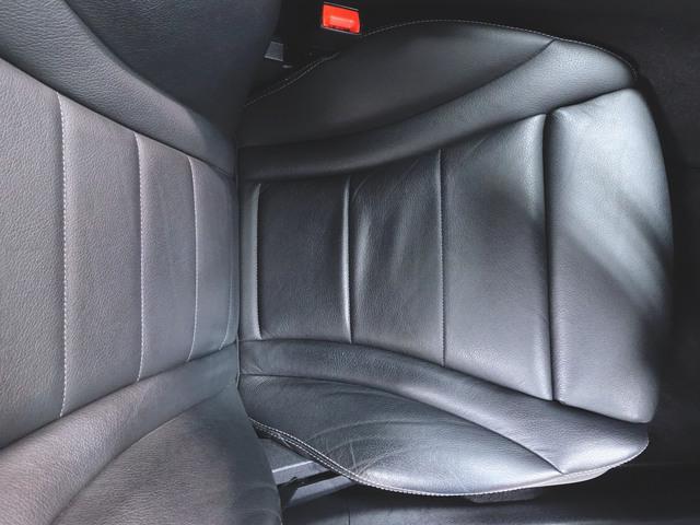 Ｃクラス Ｃ２００　アバンギャルド　レザーエクスクルーシブパッケージ　シートヒーター　パワーシート　トランクスルー　フロアマット　ナビ　ＣＤ　ミュージックサーバー　音楽プレーヤー接続　Ｂｌｕｅｔｏｏｔｈ接続　ＴＶ　ＤＶＤ再生　ＥＴＣ（25枚目）