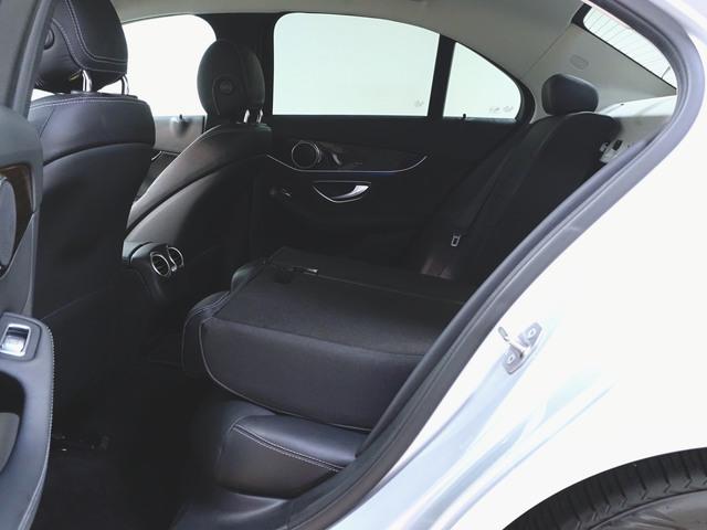 Ｃクラス Ｃ２００　アバンギャルド　レザーエクスクルーシブパッケージ　シートヒーター　パワーシート　トランクスルー　フロアマット　ナビ　ＣＤ　ミュージックサーバー　音楽プレーヤー接続　Ｂｌｕｅｔｏｏｔｈ接続　ＴＶ　ＤＶＤ再生　ＥＴＣ（30枚目）