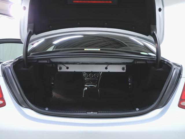 Ｃクラス Ｃ２００　アバンギャルド　レザーエクスクルーシブパッケージ　シートヒーター　パワーシート　トランクスルー　フロアマット　ナビ　ＣＤ　ミュージックサーバー　音楽プレーヤー接続　Ｂｌｕｅｔｏｏｔｈ接続　ＴＶ　ＤＶＤ再生　ＥＴＣ（32枚目）