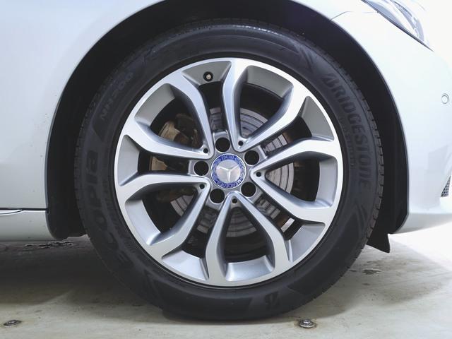 Ｃクラス Ｃ２００　アバンギャルド　レザーエクスクルーシブパッケージ　シートヒーター　パワーシート　トランクスルー　フロアマット　ナビ　ＣＤ　ミュージックサーバー　音楽プレーヤー接続　Ｂｌｕｅｔｏｏｔｈ接続　ＴＶ　ＤＶＤ再生　ＥＴＣ（36枚目）