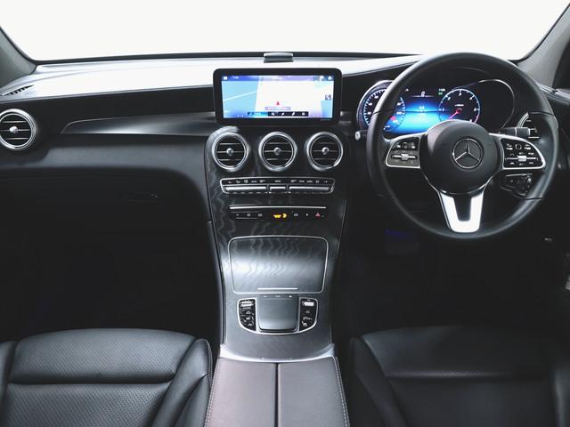 ＧＬＣ ＧＬＣ２２０　ｄ　４マチック　クーペ　スポーツラインエディション　シートヒーター　パワーシート　トランクスルー　フロアマット　コネクテッド機能　ナビ　音楽プレーヤー接続　Ｂｌｕｅｔｏｏｔｈ接続　ＴＶ　ＥＴＣ　ＬＥＤヘッドライト（12枚目）