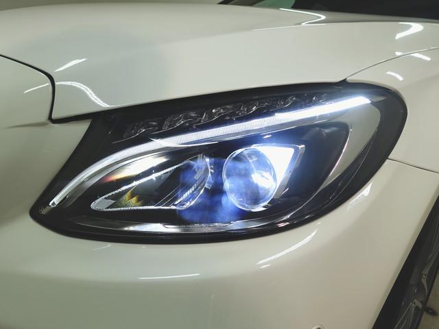 Ｃクラス Ｃ１８０　ローレウスエディション　レーダーセーフティパッケージ　シートヒーター　パワーシート　トランクスルー　フロアマット　コネクテッド機能　ナビ　ＣＤ　ミュージックサーバー　音楽プレーヤー接続　Ｂｌｕｅｔｏｏｔｈ接続　ＴＶ（3枚目）