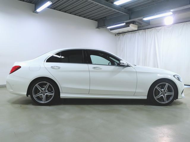 Ｃクラス Ｃ１８０　ローレウスエディション　レーダーセーフティパッケージ　シートヒーター　パワーシート　トランクスルー　フロアマット　コネクテッド機能　ナビ　ＣＤ　ミュージックサーバー　音楽プレーヤー接続　Ｂｌｕｅｔｏｏｔｈ接続　ＴＶ（8枚目）