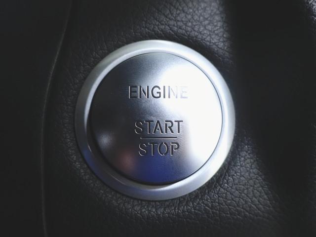 Ｃクラス Ｃ１８０　ローレウスエディション　レーダーセーフティパッケージ　シートヒーター　パワーシート　トランクスルー　フロアマット　コネクテッド機能　ナビ　ＣＤ　ミュージックサーバー　音楽プレーヤー接続　Ｂｌｕｅｔｏｏｔｈ接続　ＴＶ（15枚目）