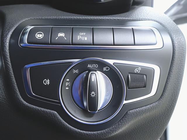 Ｃクラス Ｃ１８０　ローレウスエディション　レーダーセーフティパッケージ　シートヒーター　パワーシート　トランクスルー　フロアマット　コネクテッド機能　ナビ　ＣＤ　ミュージックサーバー　音楽プレーヤー接続　Ｂｌｕｅｔｏｏｔｈ接続　ＴＶ（20枚目）