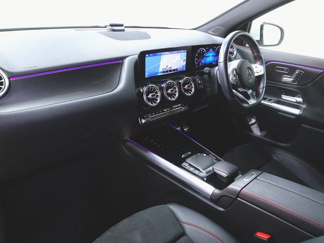 ＧＬＡクラス ＧＬＡ２００　ｄ　４マチック　ＡＭＧライン　ナビゲーションパッケージ　シートヒーター　パワーシート　トランクスルー　コネクテッド機能　ナビ　音楽プレーヤー接続　Ｂｌｕｅｔｏｏｔｈ接続　ＴＶ　ＥＴＣ　ＬＥＤヘッドライト　電動リアゲート（12枚目）