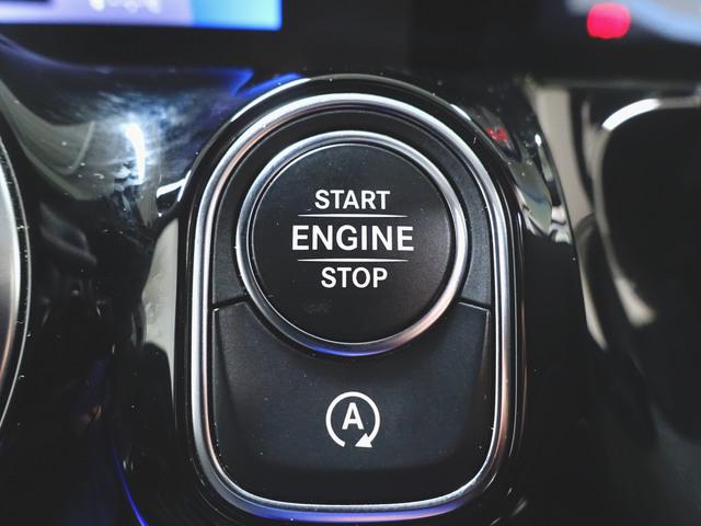 ＧＬＡクラス ＧＬＡ２００　ｄ　４マチック　ＡＭＧライン　ナビゲーションパッケージ　シートヒーター　パワーシート　トランクスルー　コネクテッド機能　ナビ　音楽プレーヤー接続　Ｂｌｕｅｔｏｏｔｈ接続　ＴＶ　ＥＴＣ　ＬＥＤヘッドライト　電動リアゲート（16枚目）