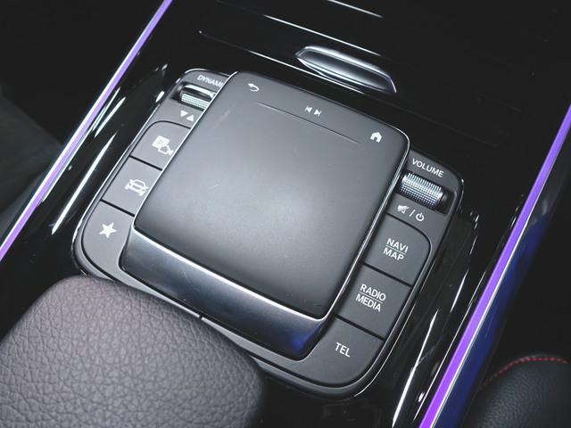 ＧＬＡクラス ＧＬＡ２００　ｄ　４マチック　ＡＭＧライン　ナビゲーションパッケージ　シートヒーター　パワーシート　トランクスルー　コネクテッド機能　ナビ　音楽プレーヤー接続　Ｂｌｕｅｔｏｏｔｈ接続　ＴＶ　ＥＴＣ　ＬＥＤヘッドライト　電動リアゲート（20枚目）