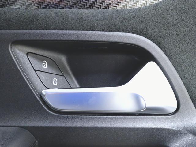 ＧＬＡクラス ＧＬＡ２００　ｄ　４マチック　ＡＭＧライン　ナビゲーションパッケージ　シートヒーター　パワーシート　トランクスルー　コネクテッド機能　ナビ　音楽プレーヤー接続　Ｂｌｕｅｔｏｏｔｈ接続　ＴＶ　ＥＴＣ　ＬＥＤヘッドライト　電動リアゲート（23枚目）