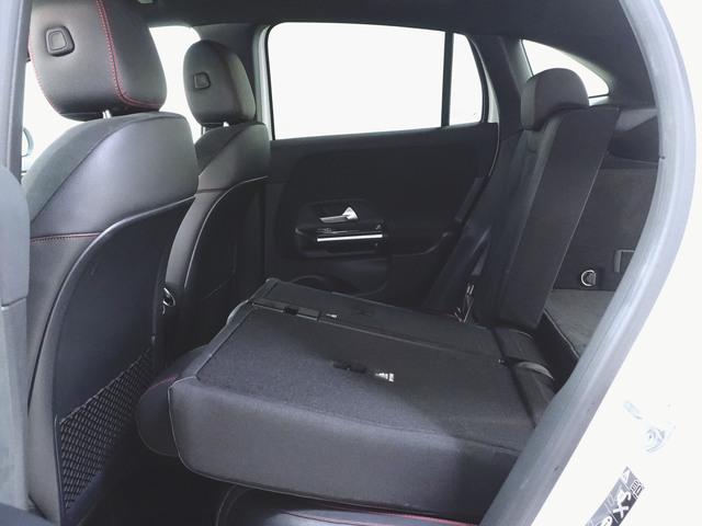 ＧＬＡクラス ＧＬＡ２００　ｄ　４マチック　ＡＭＧライン　ナビゲーションパッケージ　シートヒーター　パワーシート　トランクスルー　コネクテッド機能　ナビ　音楽プレーヤー接続　Ｂｌｕｅｔｏｏｔｈ接続　ＴＶ　ＥＴＣ　ＬＥＤヘッドライト　電動リアゲート（31枚目）