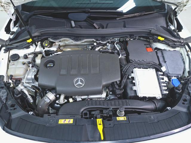 ＧＬＡクラス ＧＬＡ２００　ｄ　４マチック　ＡＭＧライン　ナビゲーションパッケージ　シートヒーター　パワーシート　トランクスルー　コネクテッド機能　ナビ　音楽プレーヤー接続　Ｂｌｕｅｔｏｏｔｈ接続　ＴＶ　ＥＴＣ　ＬＥＤヘッドライト　電動リアゲート（39枚目）