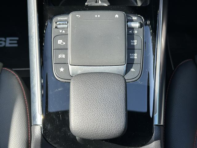 ＧＬＡクラス ＧＬＡ２００　ｄ　４マチック　ＡＭＧライン　ナビゲーションパッケージ　シートヒーター　パワーシート　トランクスルー　コネクテッド機能　ナビ　音楽プレーヤー接続　Ｂｌｕｅｔｏｏｔｈ接続　ＴＶ　ＥＴＣ　ＬＥＤヘッドライト　電動リアゲート（63枚目）